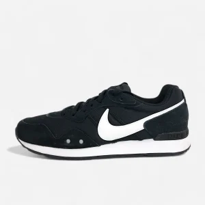 Nike Venture Runner black Nike Venture Runner black